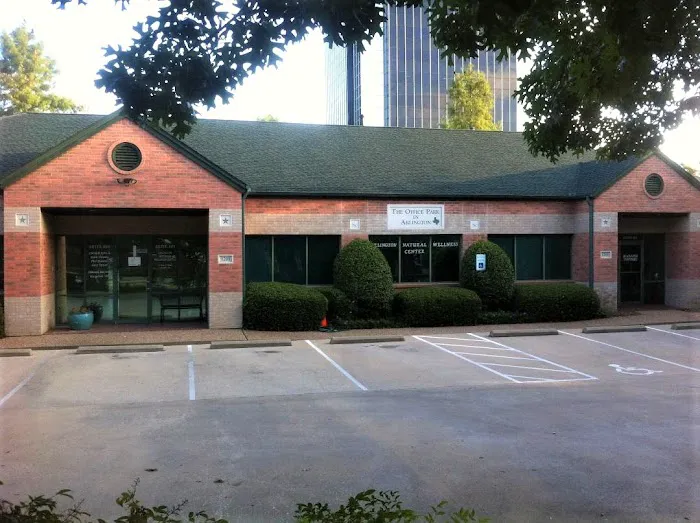 Arlington Natural Wellness Center Picture 6