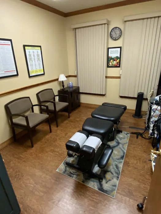 Texas Injury & Wellness Clinic Picture 4