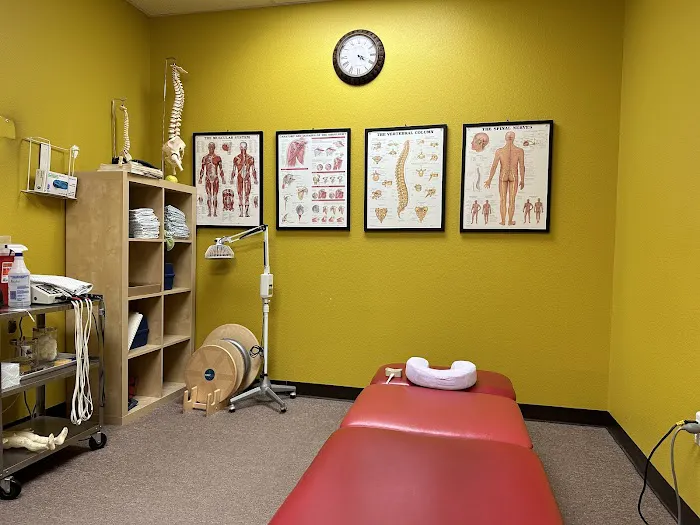 TK Chiropractic & Acupuncture Picture 4