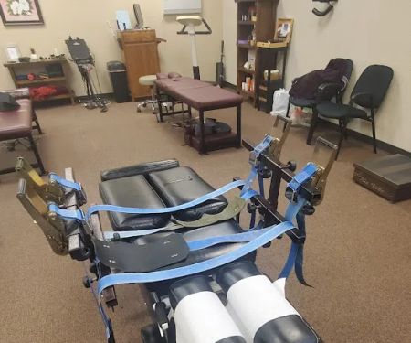 Scoliosis Treatment Center Irving | Dr Collin Hilliard