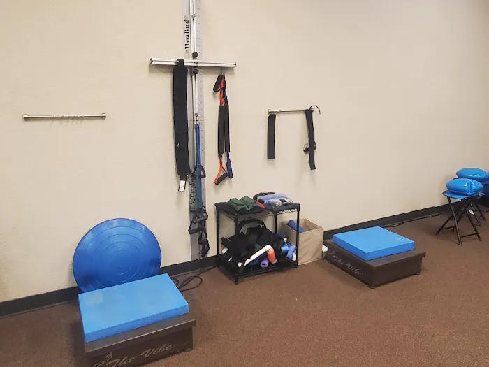 Scoliosis Treatment Center Irving | Dr Collin Hilliard Picture 4
