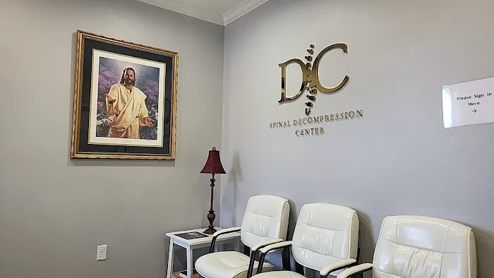 Spinal Decompression Center Picture 4