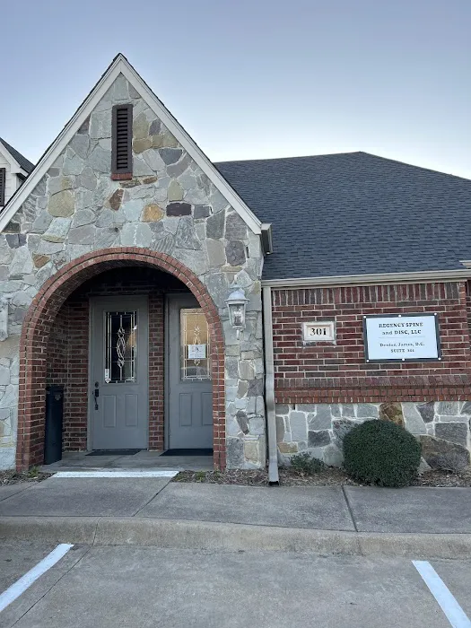 Spinal Decompression Center Picture 6