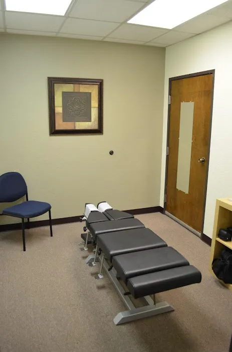 Well Adjusted Chiropractic - Arlington Picture 2
