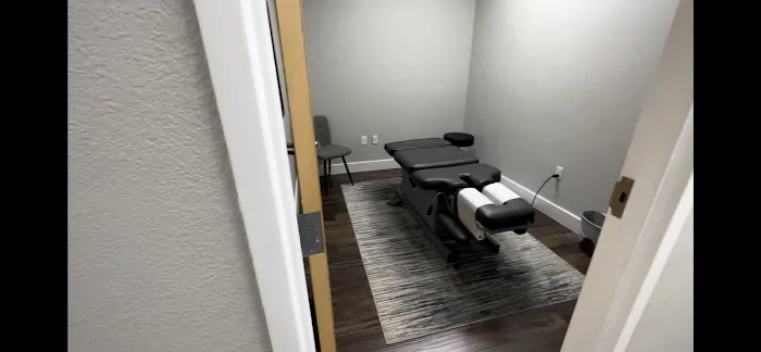 Well Adjusted Chiropractic - Arlington Picture 10
