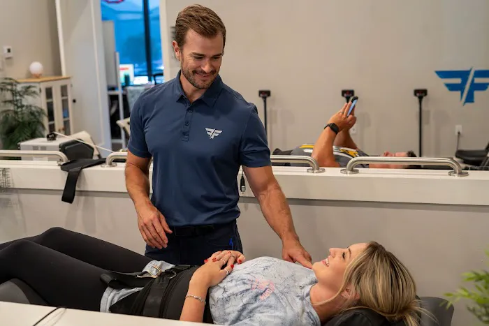 FreeForm Chiropractic - Colleyville Chiropractor | Spinal Decompression, Muscle Therapy, Massage & Injury Rehab Picture 6
