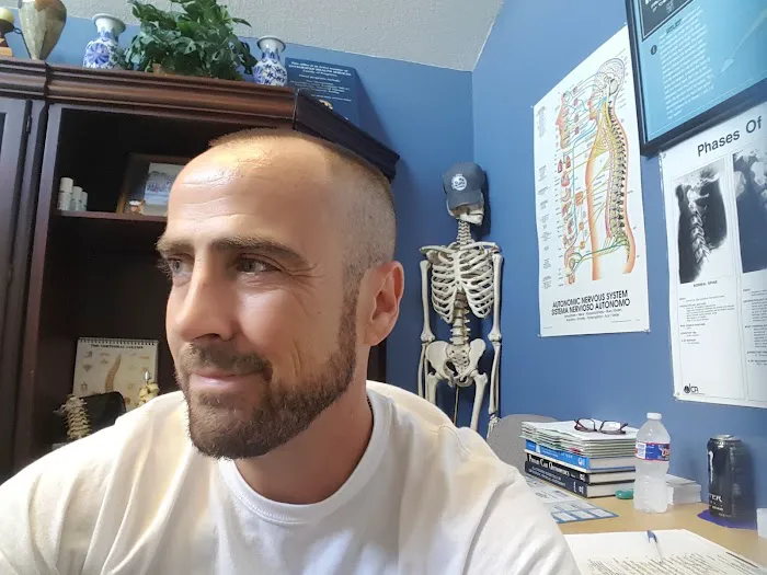Clawson Chiropractic Picture 1