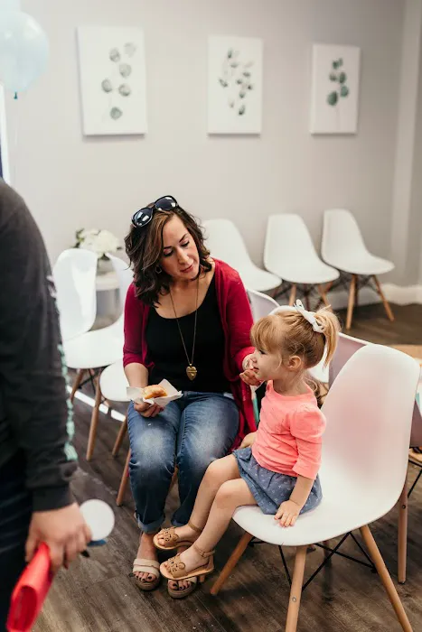 Restoring Life Chiropractic Picture 9