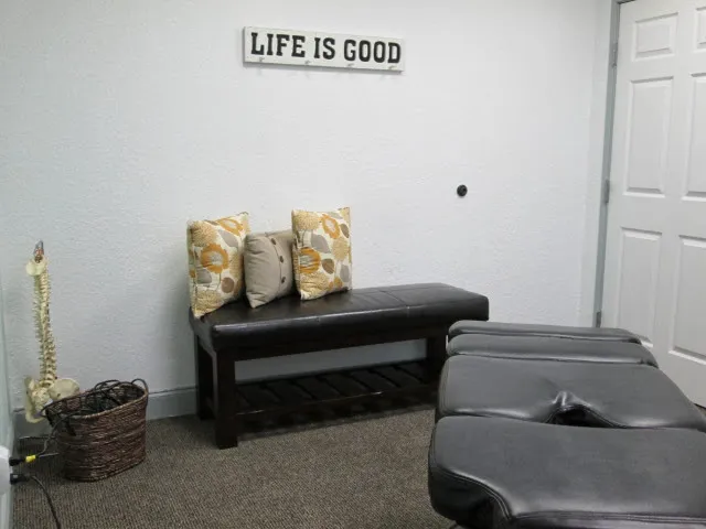 Restoring Life Chiropractic Picture 1