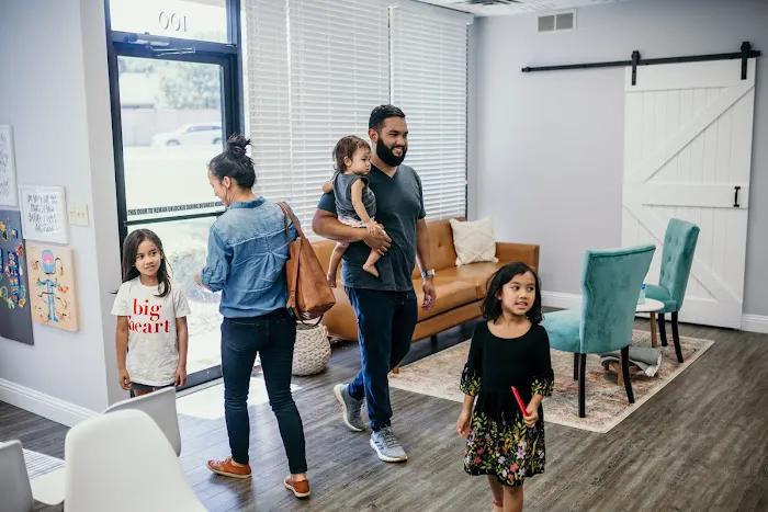 Restoring Life Chiropractic Picture 6