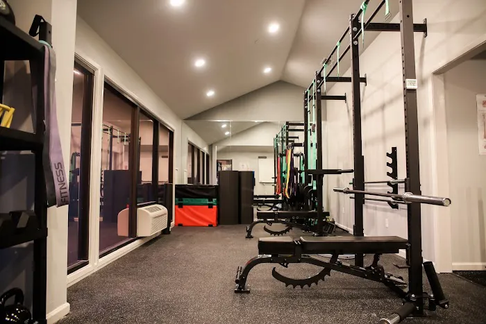 ZENITH - Injury Relief & Wellness Clinic Picture 10