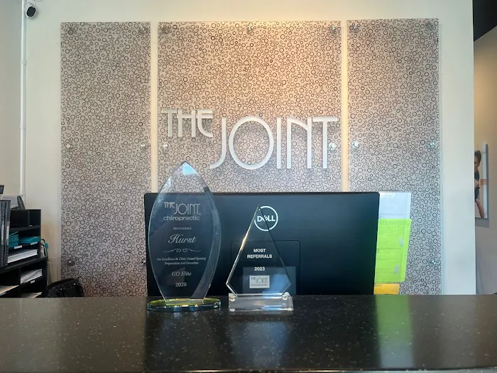 The Joint Chiropractic Picture 5