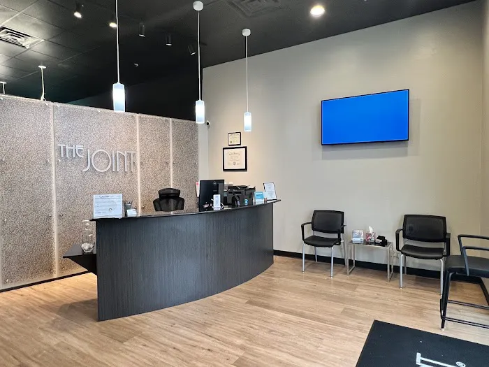 The Joint Chiropractic Picture 6