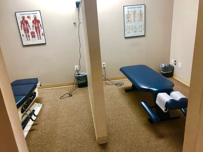 Hometown Chiropractic - Grapevine Picture 3