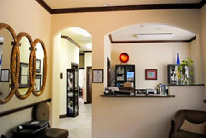 LiveWell Chiropractic & Wellness Picture 8