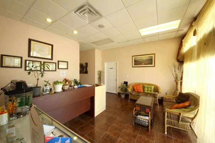 Young Clinic Picture 10