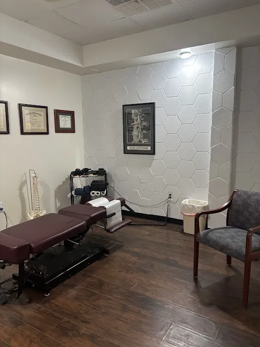 East West Acupuncture & Chiropractic Clinic Picture 5