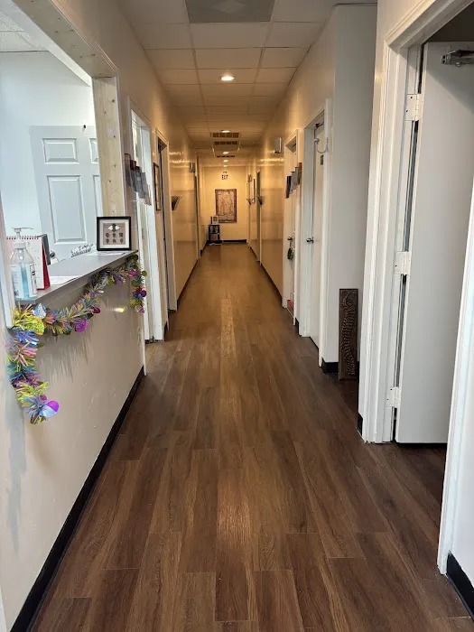 East West Acupuncture & Chiropractic Clinic Picture 1