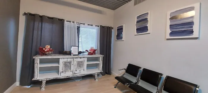 Alemar Chiropractic & Pain Center, LLC Picture 1