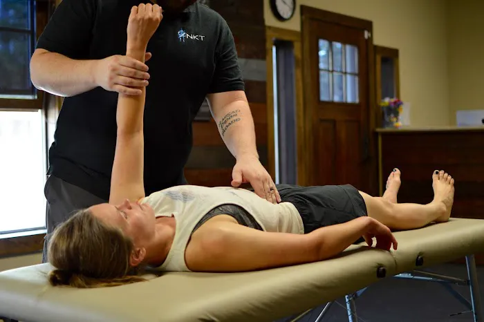 Moulton Chiropractic Picture 1