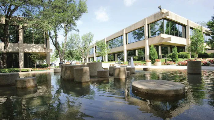 Parker Chiropractic Clinic - Dallas Picture 2