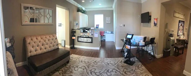 ChiroPlus Clinics - North: Dr Gideon Traweek Picture 4