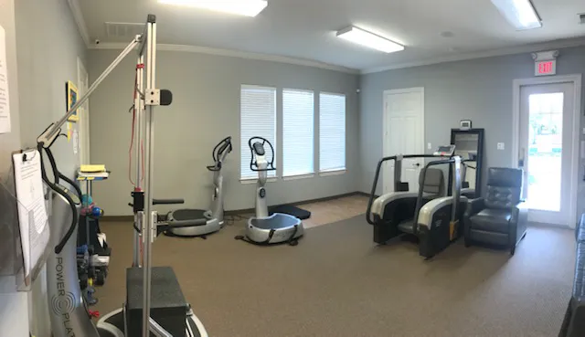 ChiroPlus Clinics - North: Dr Gideon Traweek Picture 3