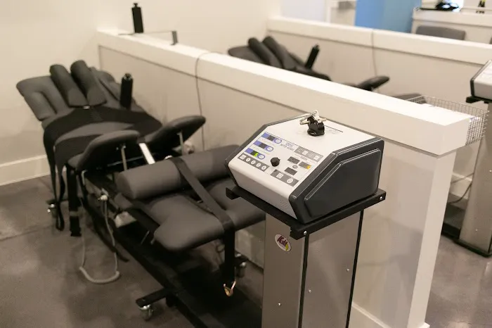 FreeForm Chiropractic - North Fort Worth Chiropractor | Spinal Decompression, Muscle Therapy, Massage & Injury Rehab Picture 3
