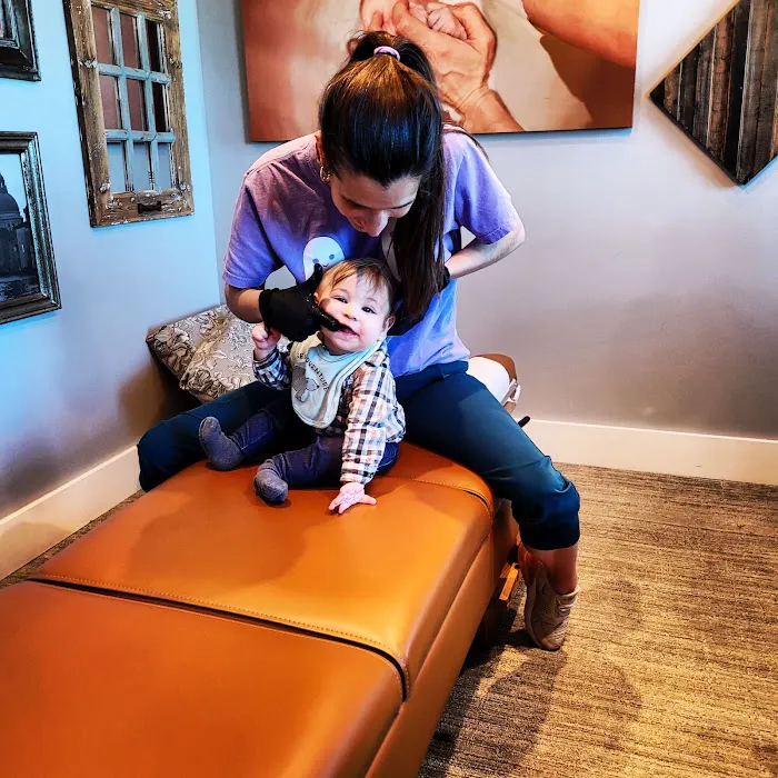 MomWell Chiro Co. (Prev. Lee Wellness Chiropractic) Picture 9