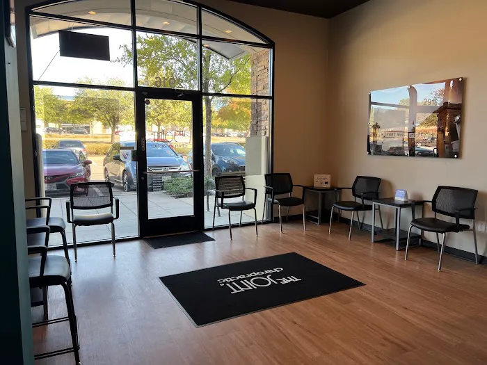 The Joint Chiropractic Picture 9