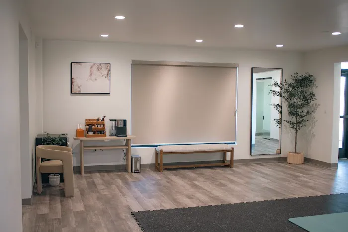 INSPINE Wellness Picture 4