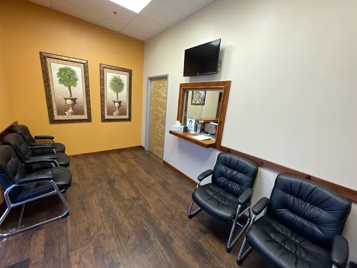 Healthcare Chiropractic Picture 2