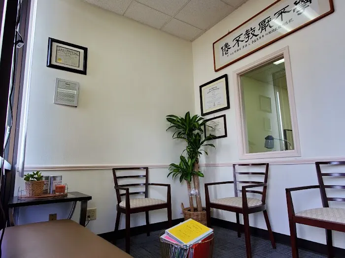 CHA Clinic - Chiropractic & Acupuncture Picture 4
