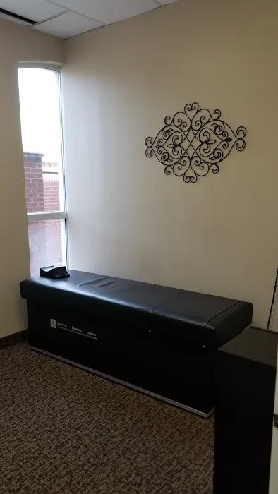 Quiroz Chiropractic - Carrollton Picture 1