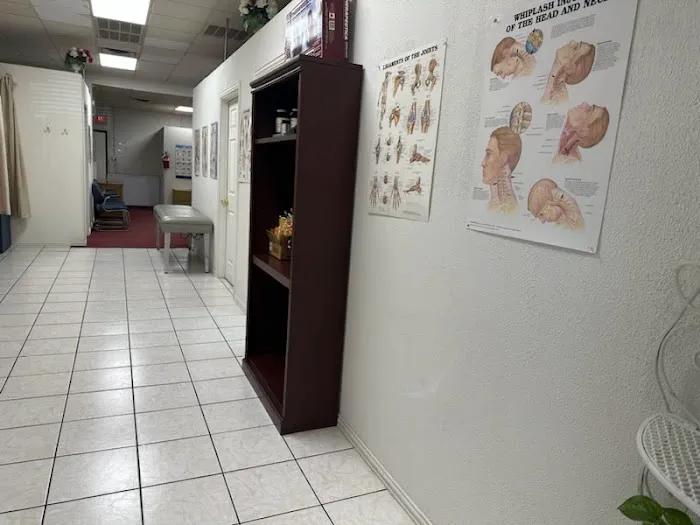 Advanced Spinal Care Clinic Picture 6