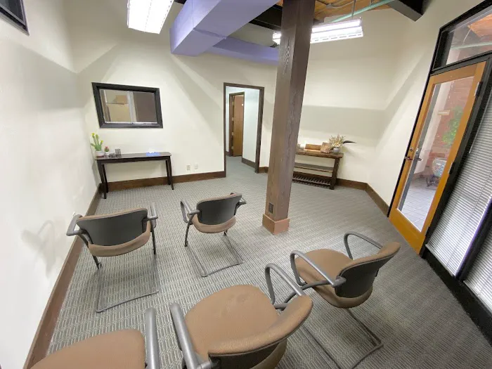 Care Plus Pain & Injury - Fort Worth - Car Wreck Auto Accident Back Doctor Picture 6