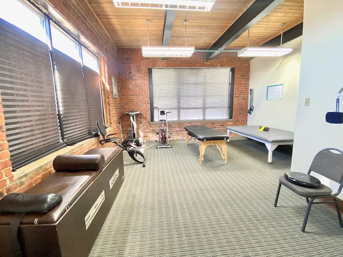 Care Plus Pain & Injury - Fort Worth - Car Wreck Auto Accident Back Doctor Picture 3