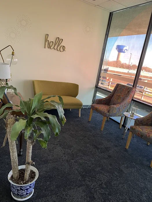 Hello Chiropractic Picture 4