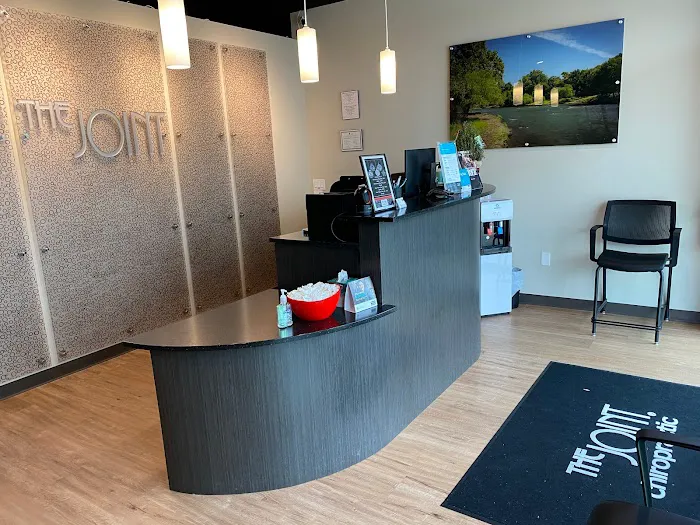 The Joint Chiropractic Picture 1