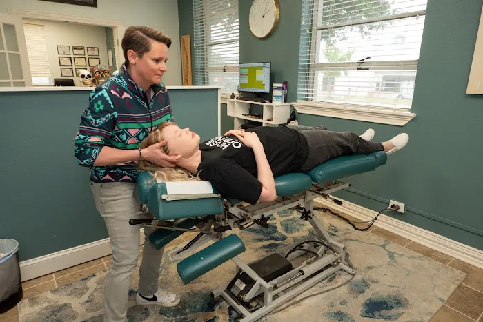 House of Bones Chiropractic Picture 4