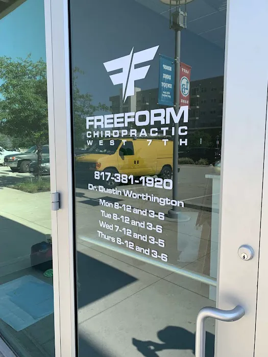 FreeForm Chiropractic - West 7th Picture 6