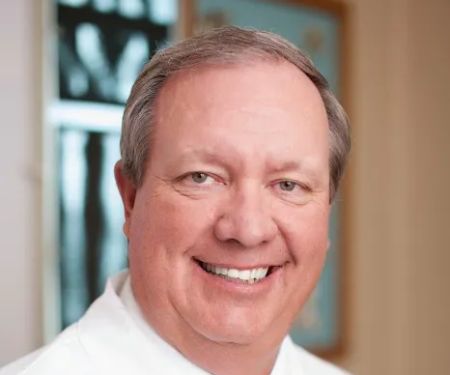River Oaks Chiropractic Clinic: Dale L. White Jr. DC