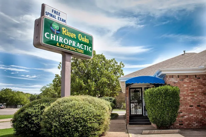 River Oaks Chiropractic Clinic: Dale L. White Jr. DC Picture 9