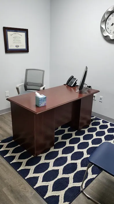 Hands on Health Chiropractic Wellness Center Picture 8