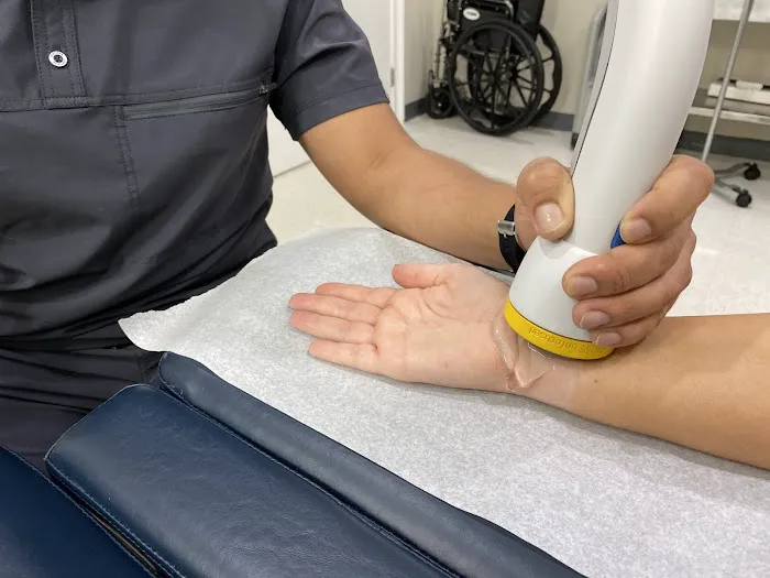 Axe Chiropractic Picture 4