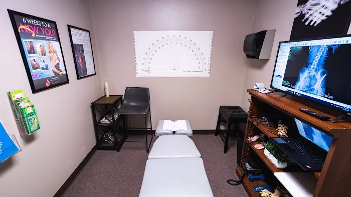 Chicoine Chiropractic Health Center Picture 9