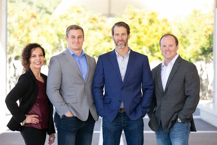 Move - Pain Relief, Sports Therapy, Chiropractic Picture 1