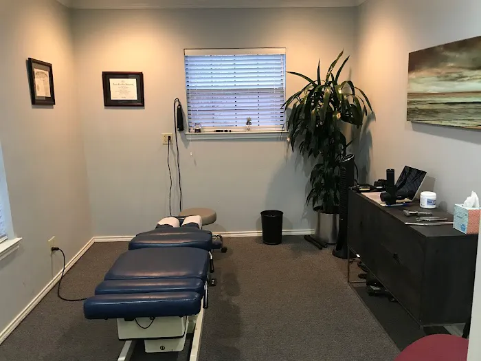 Move - Pain Relief, Sports Therapy, Chiropractic Picture 6