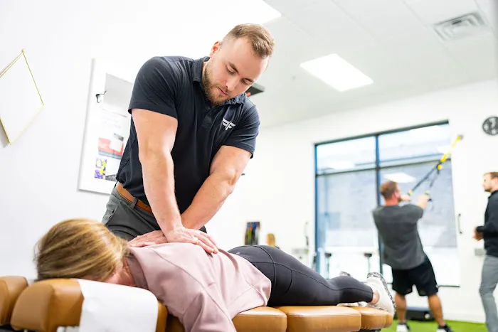 FreeForm Chiropractic - West Plano Chiropractor | Spinal Decompression, Muscle Therapy, Massage & Injury Rehab Picture 6
