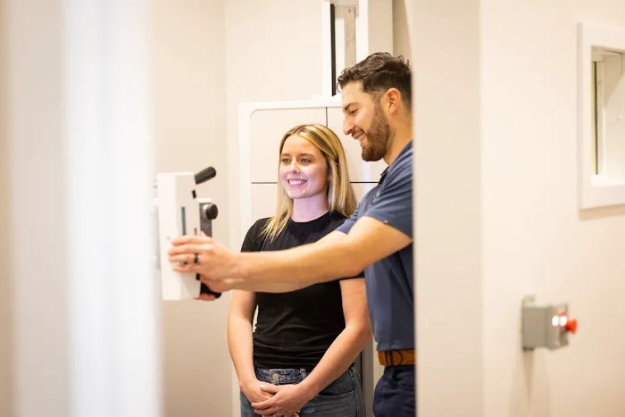 FreeForm Chiropractic - West Plano Chiropractor | Spinal Decompression, Muscle Therapy, Massage & Injury Rehab Picture 5